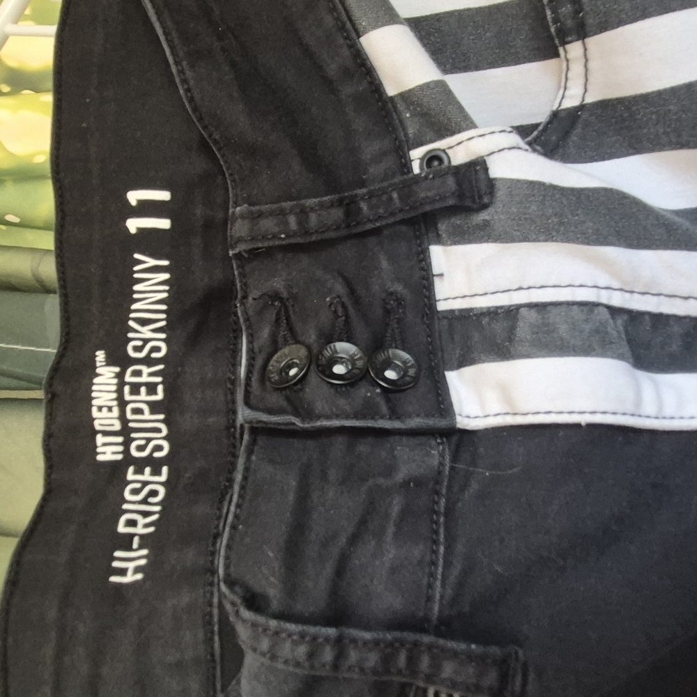 Hot Topic Black and White Striped Kids Jeans - Picture 2 of 3